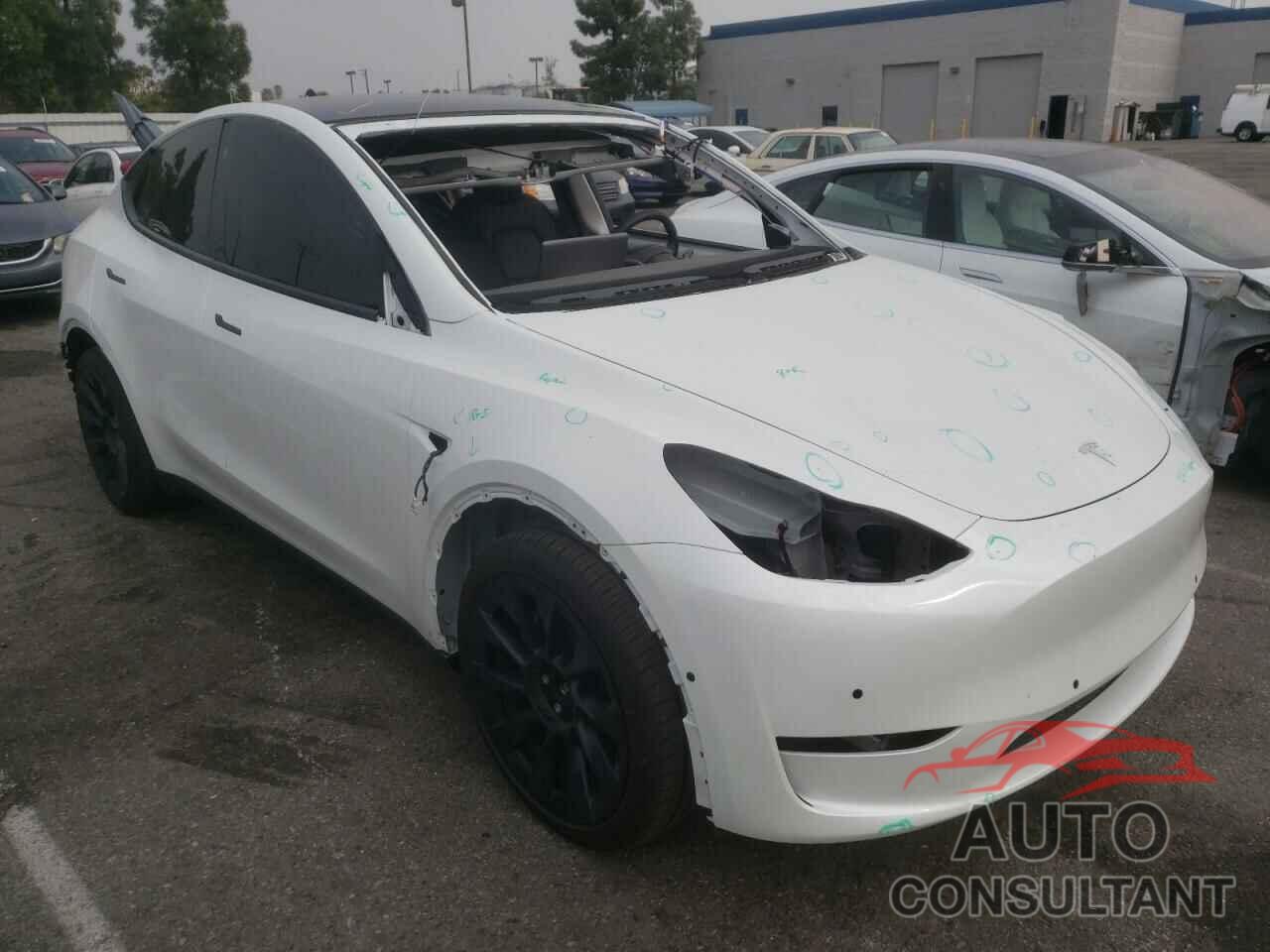 TESLA MODEL Y 2021 - 5YJYGDEE6MF296028
