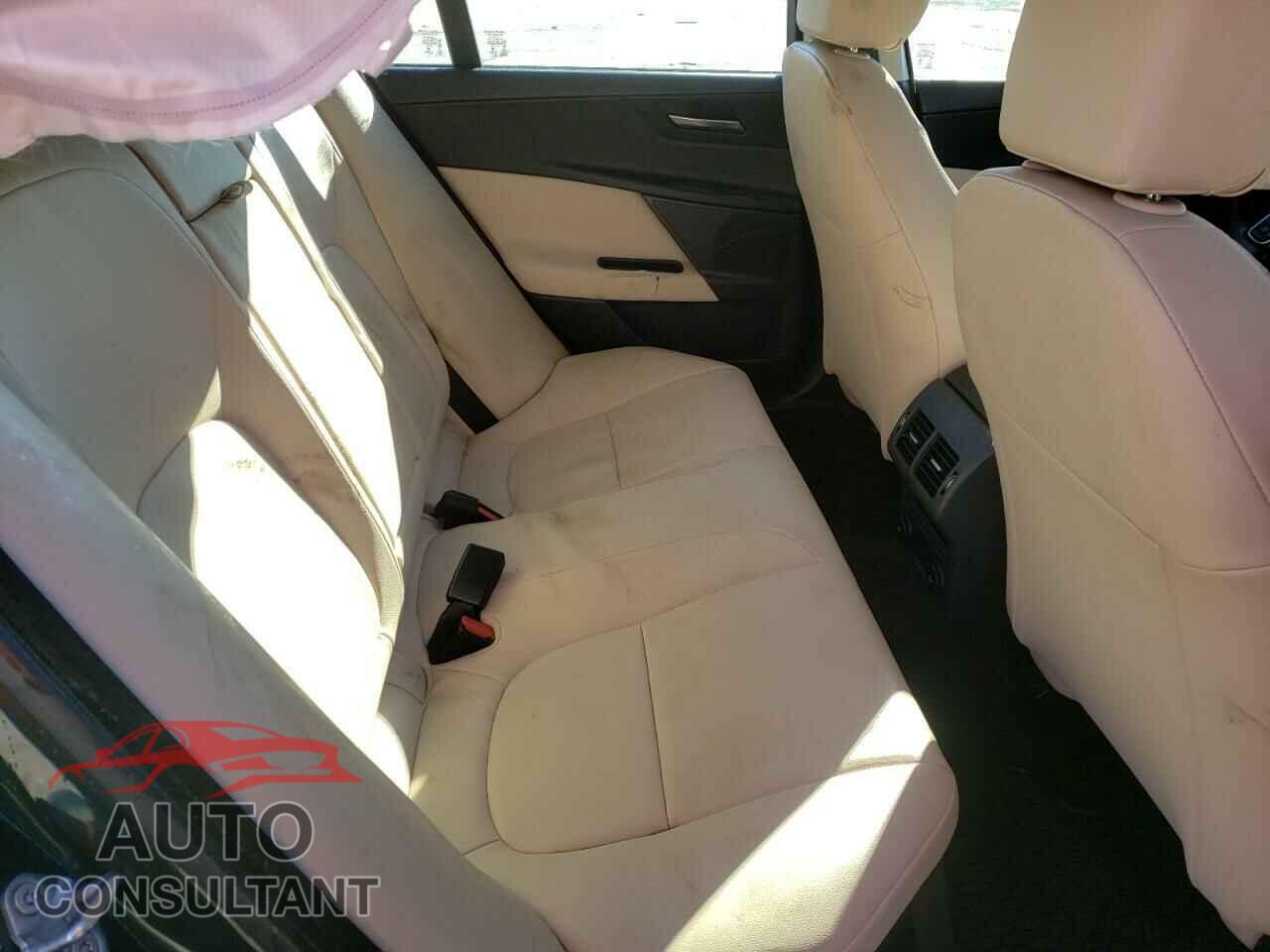 JAGUAR XE 2017 - SAJAD4BG7HA958974