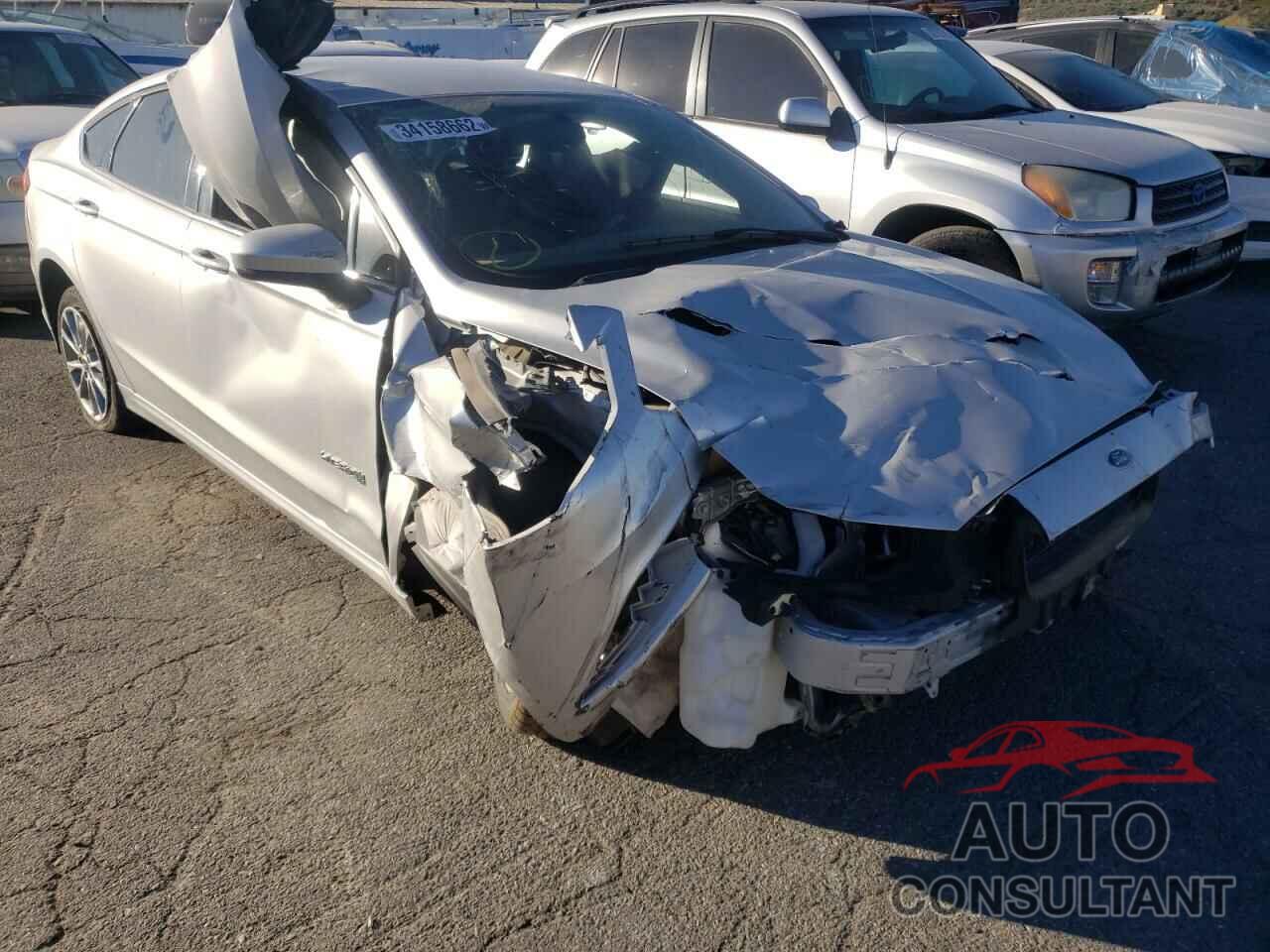 FORD FUSION 2017 - 3FA6P0LU5HR374903
