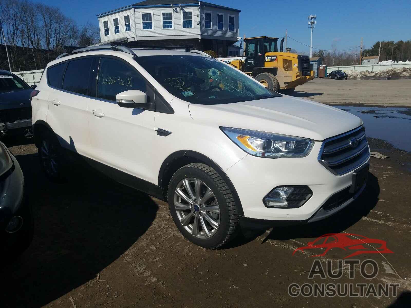 FORD ESCAPE 2017 - 1FMCU9J95HUA07433