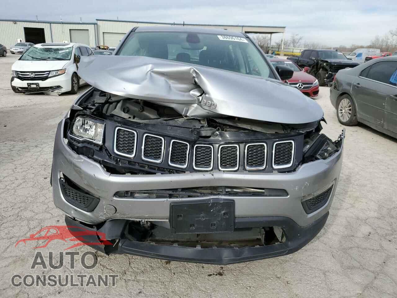 JEEP COMPASS 2019 - 3C4NJDAB7KT639976