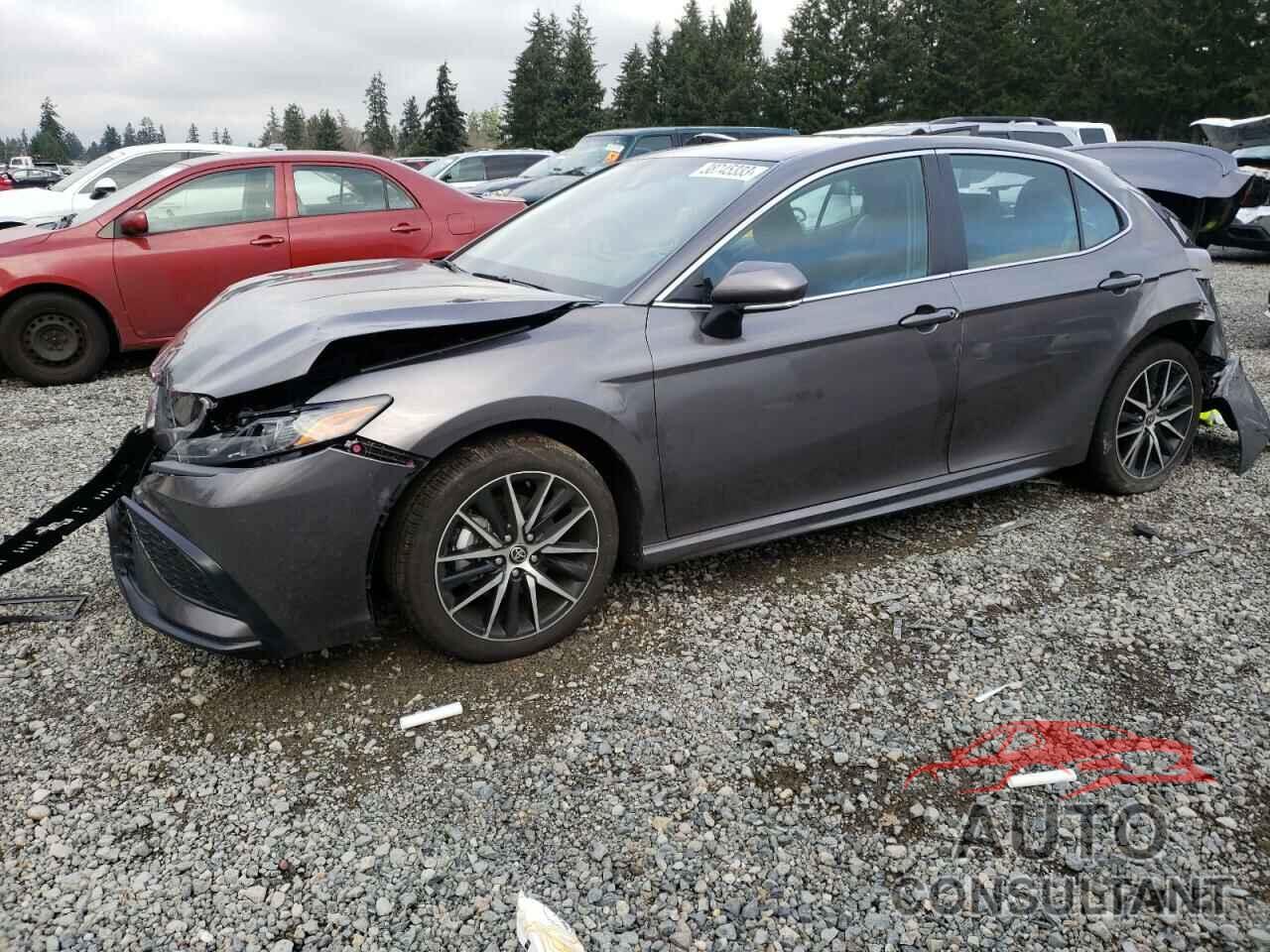 TOYOTA CAMRY 2022 - 4T1G11BK8NU051483