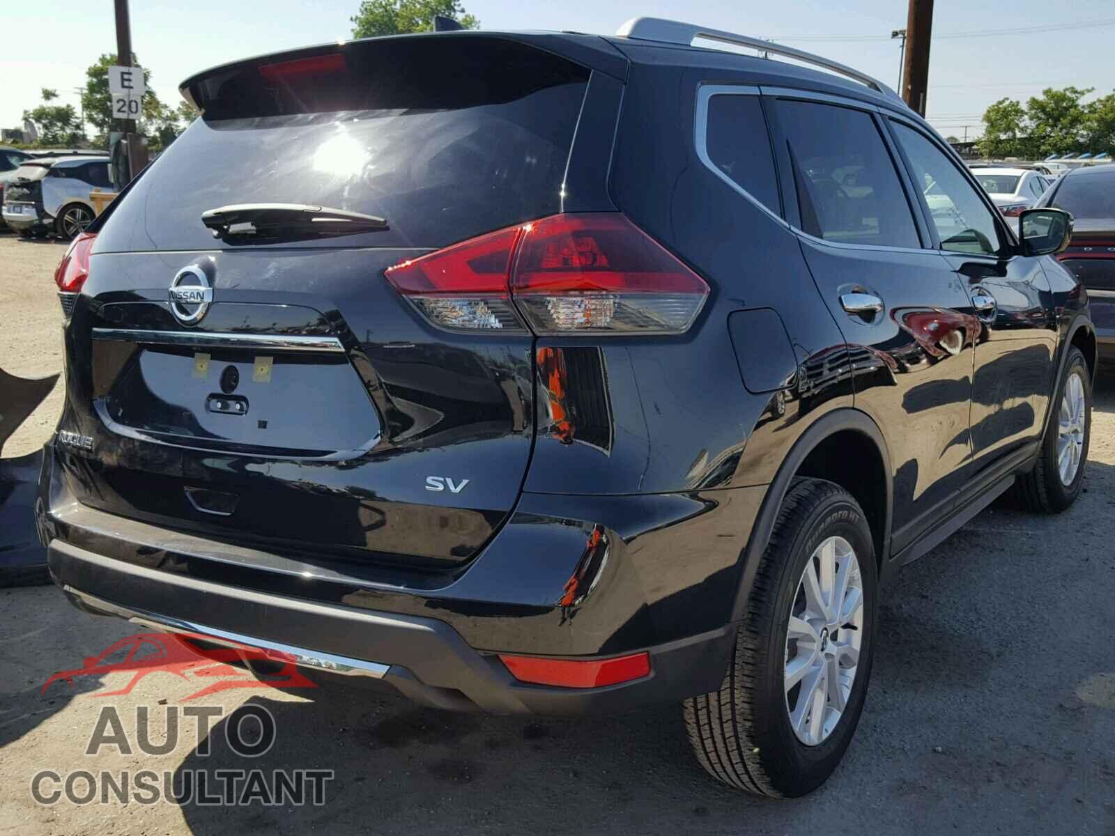 NISSAN ROGUE S 2018 - KNMAT2MTXJP547801