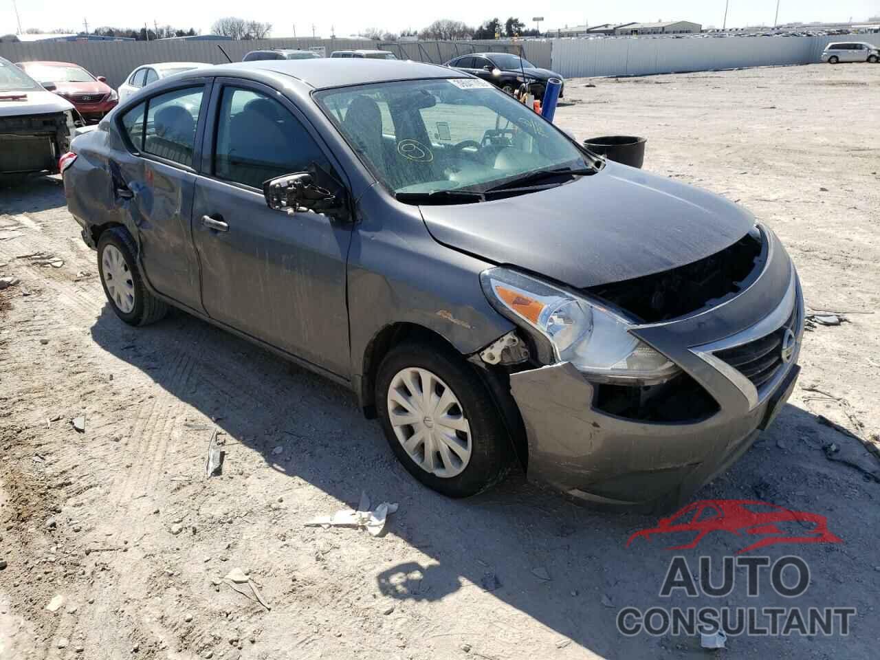 NISSAN VERSA 2017 - 3N1CN7AP7HL848543