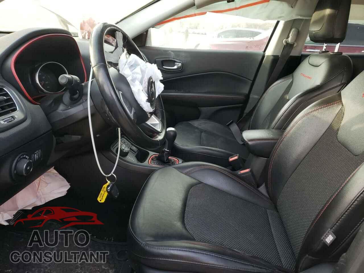 JEEP COMPASS 2020 - 3C4NJDDB0LT196163