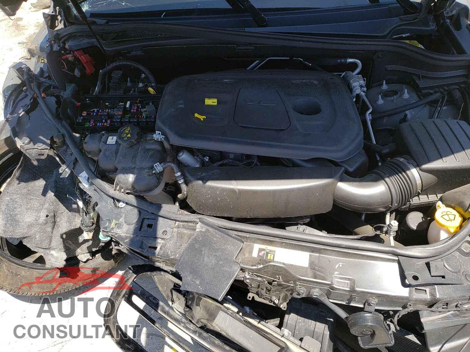 DODGE DURANGO 2019 - 1C4RDHAG1KC632657