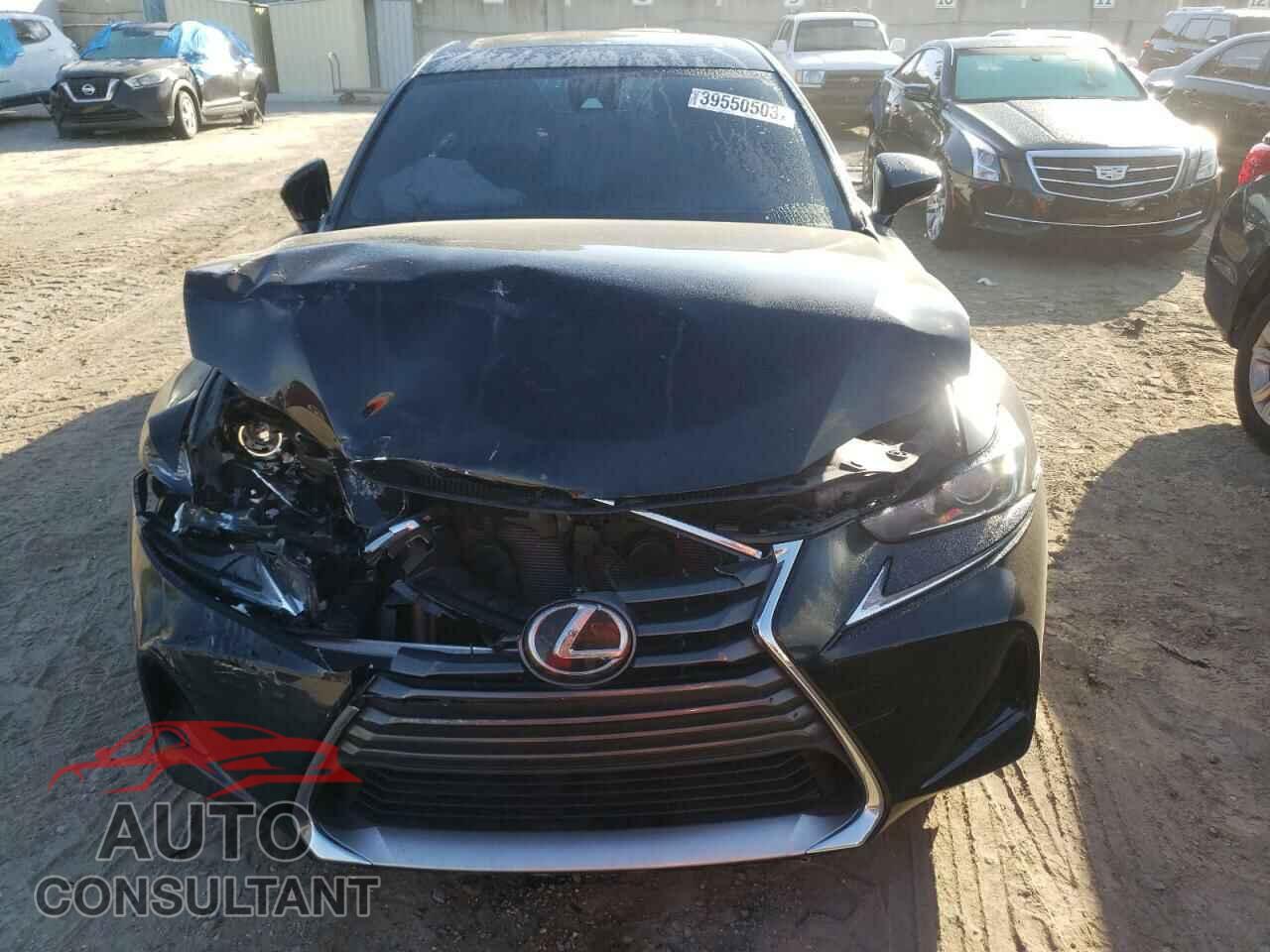 LEXUS IS 2019 - JTHBA1D28K5090574