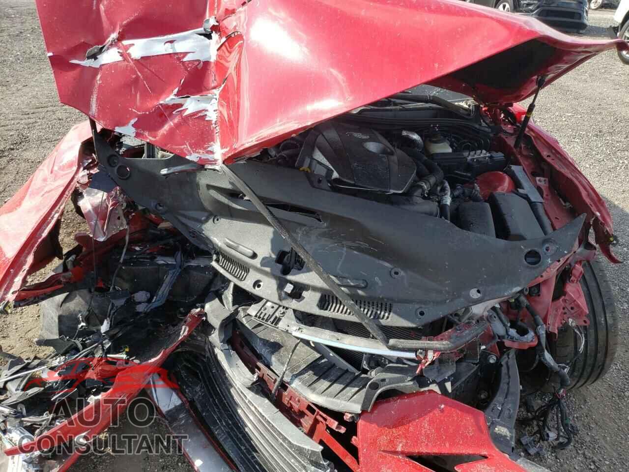 LEXUS IS 2018 - JTHBA1D29J5074012