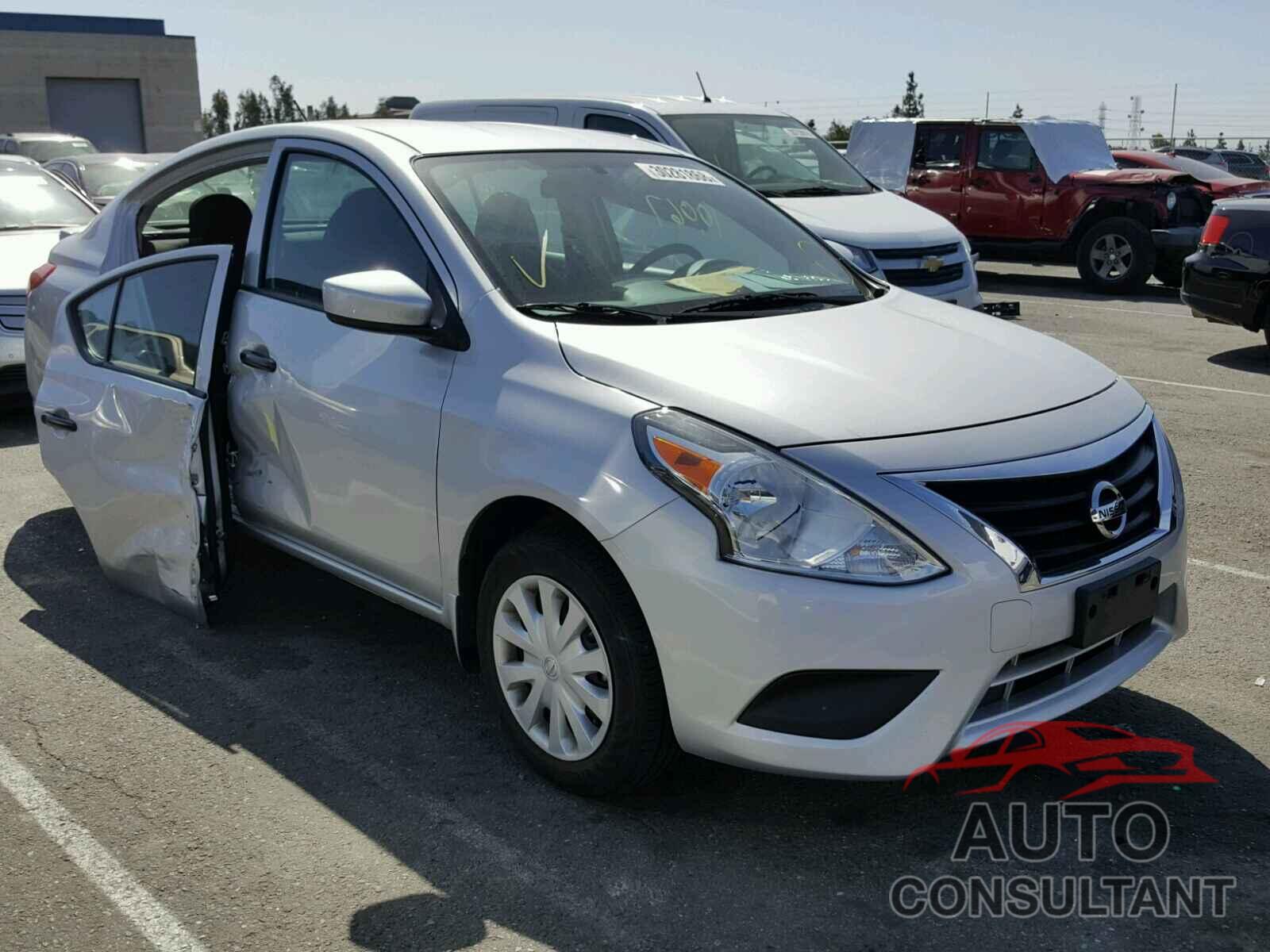 NISSAN VERSA 2017 - 3N1CN7AP6HL831975