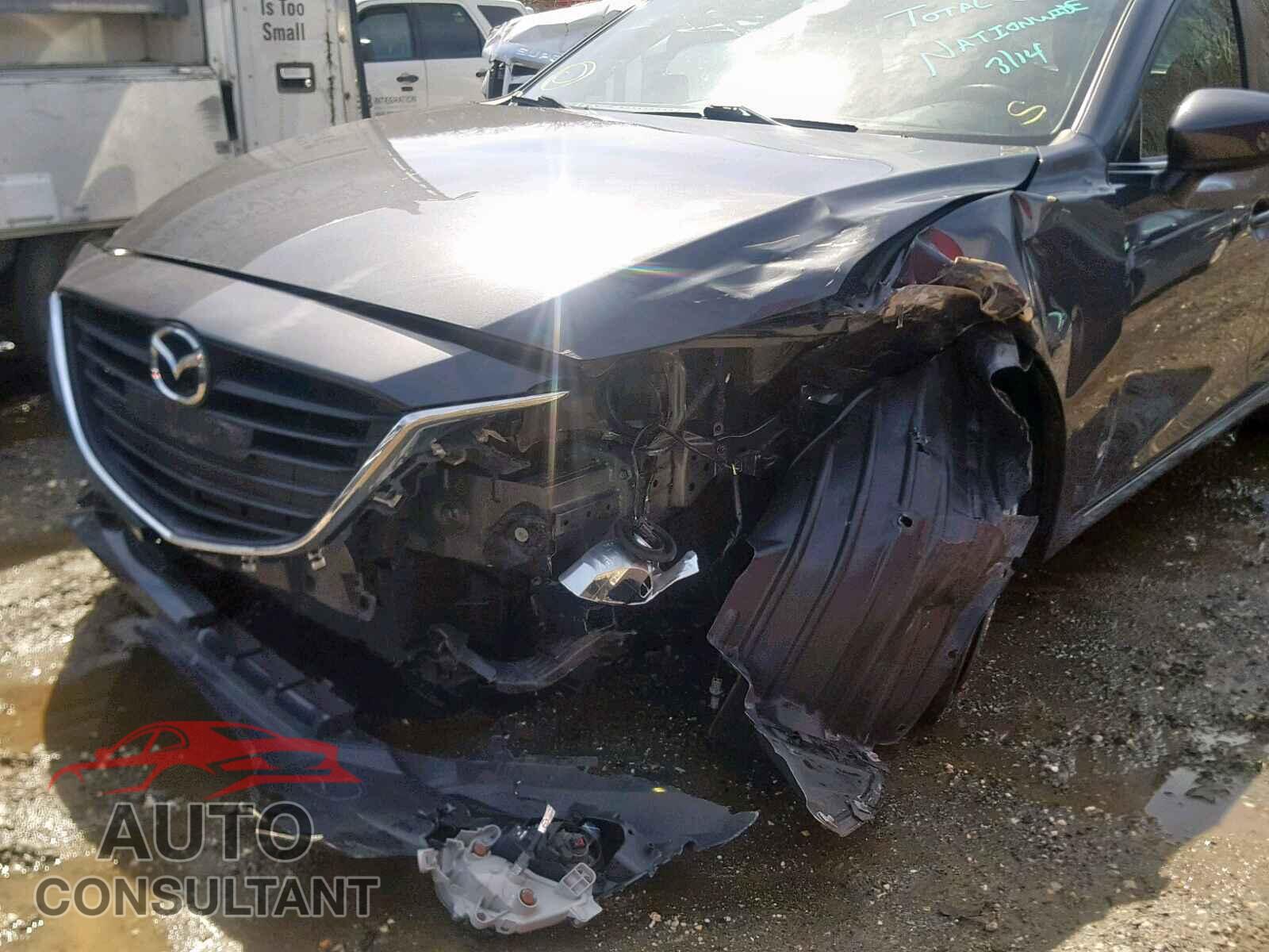 MAZDA 3 2015 - 2T1BURHE2HC752978
