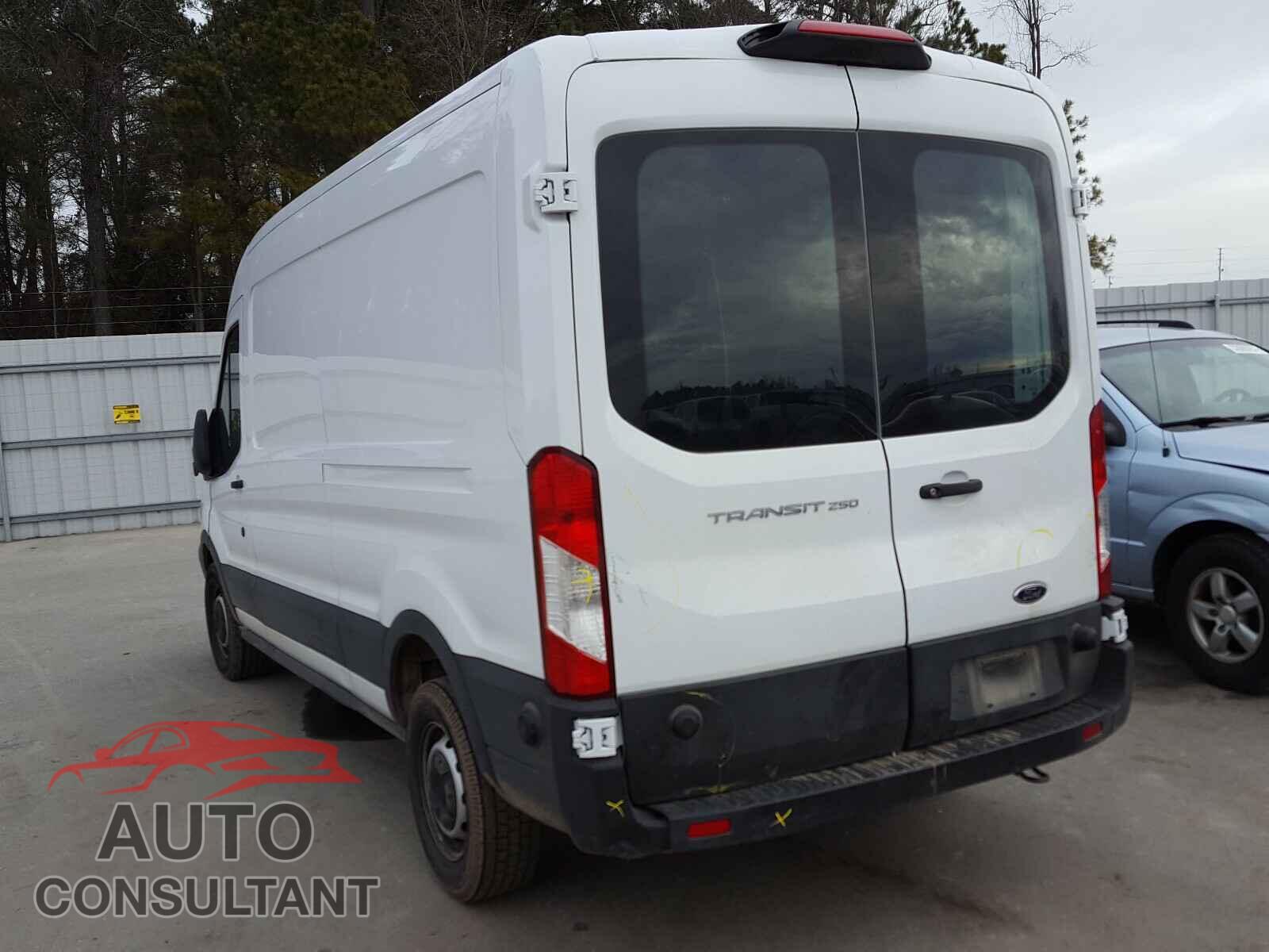 FORD TRANSIT CO 2019 - 1FTYR2CM2KKB07920