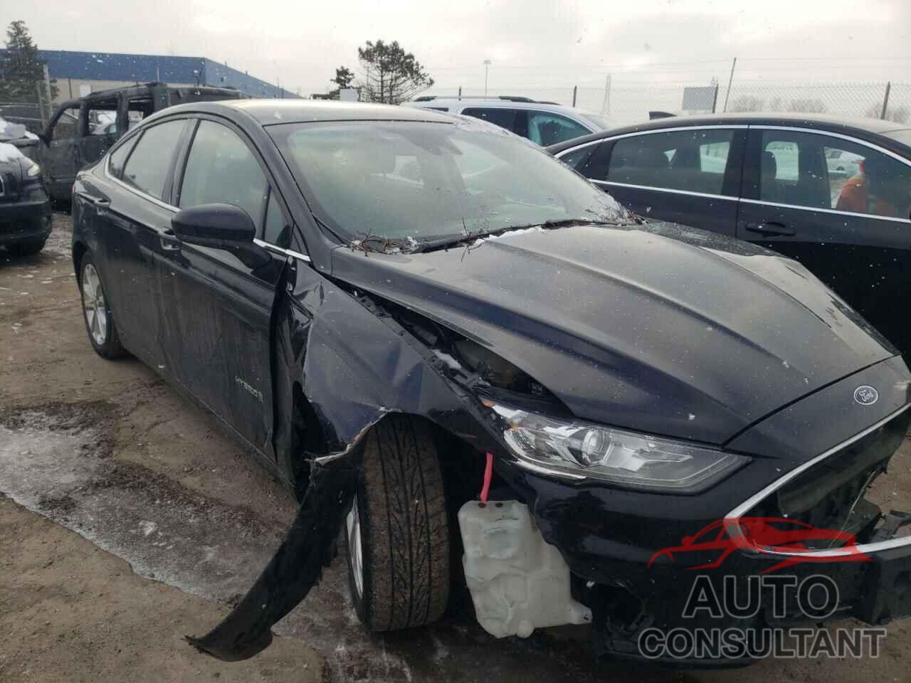 FORD FUSION 2019 - 3FA6P0LU1KR195703