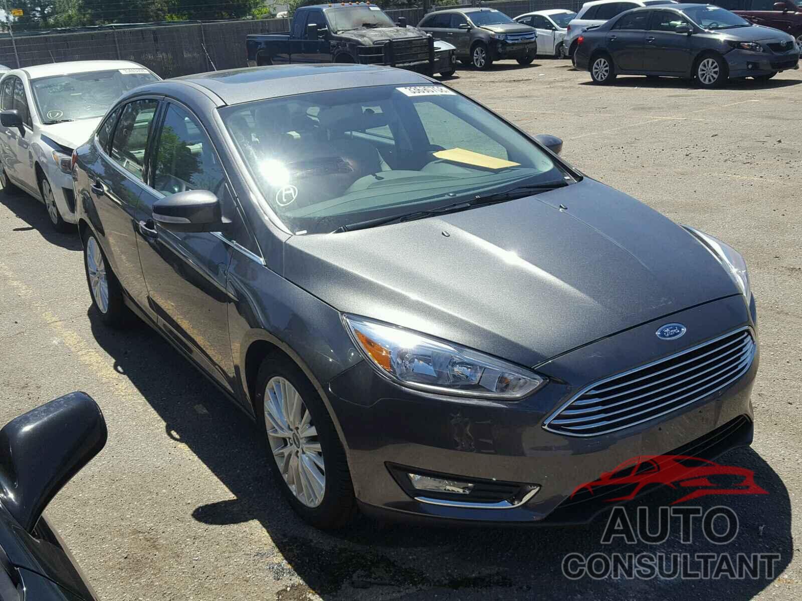 FORD FOCUS 2018 - 1FADP3J24JL294023