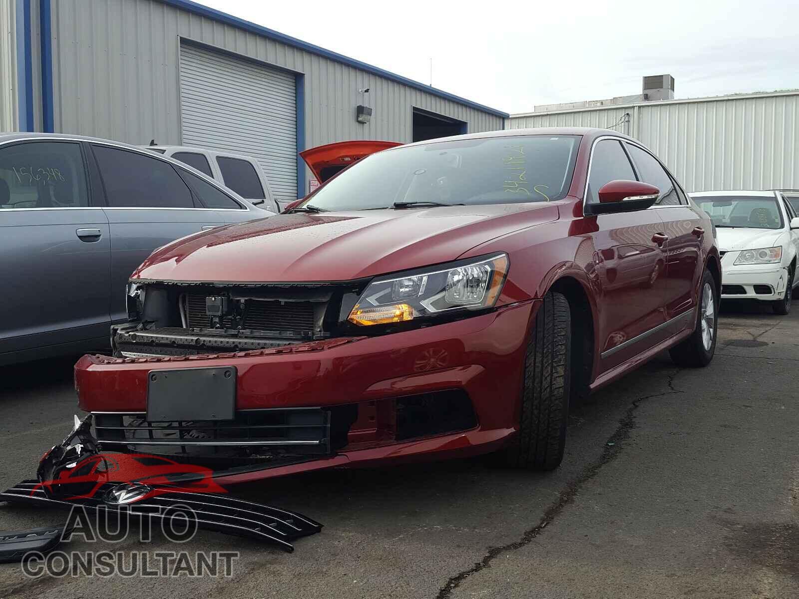 VOLKSWAGEN PASSAT 2017 - 1VWAT7A33HC004774