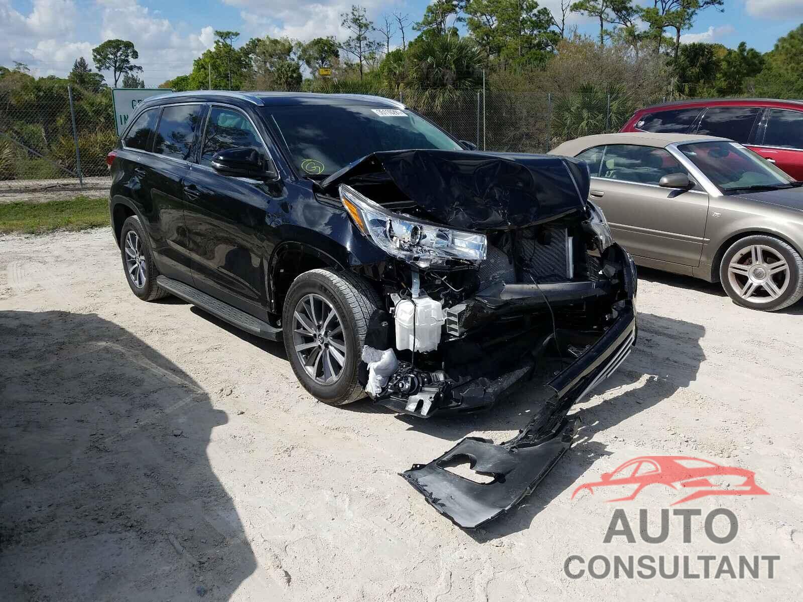 TOYOTA HIGHLANDER 2019 - 5TDKZRFHXKS551956