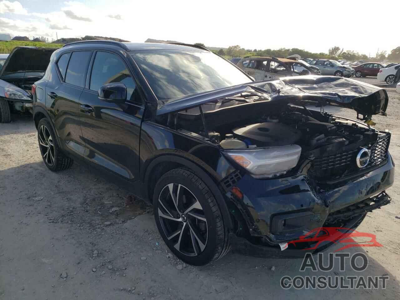 VOLVO XC40 2019 - YV4162UM2K2095435