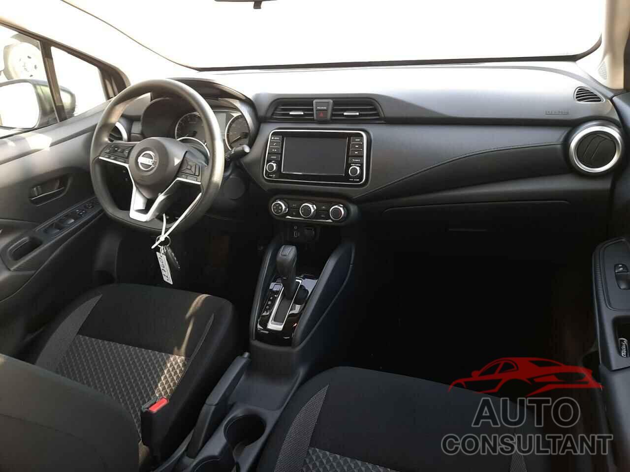 NISSAN VERSA 2020 - 3N1CN8DV9LL806092