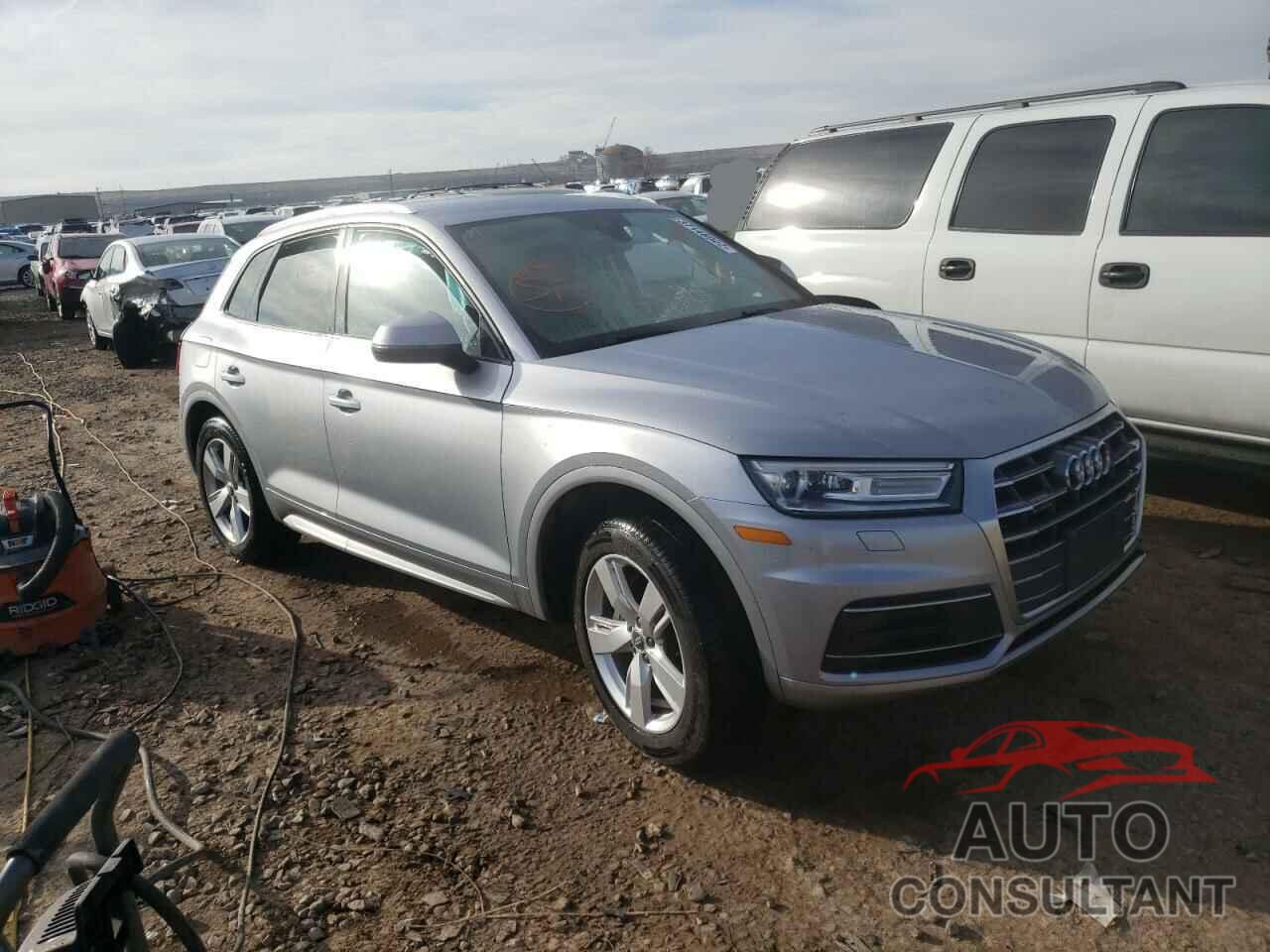 AUDI Q5 2018 - WA1ANAFY9J2083856