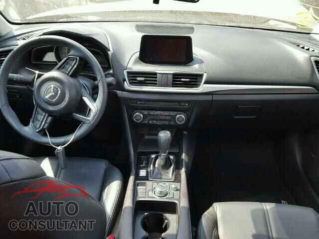 MAZDA 3 2017 - 3MZBN1V78HM114954