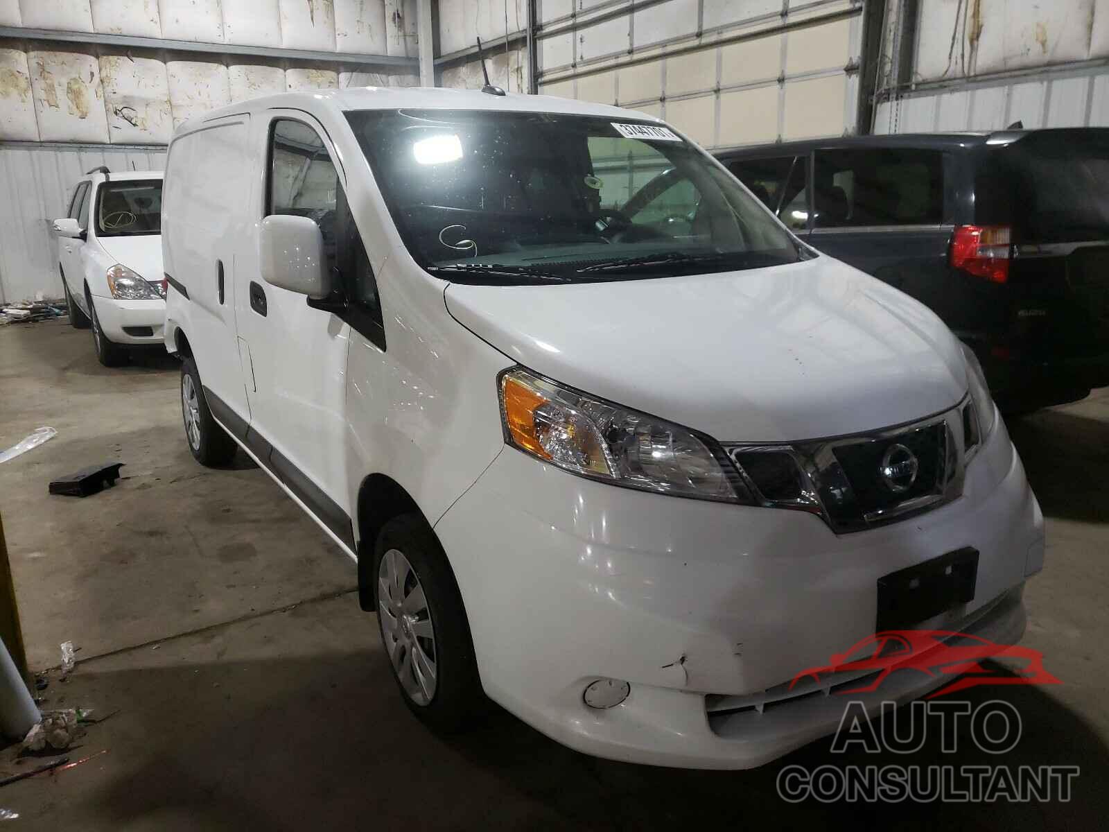 NISSAN NV 2017 - 3N6CM0KN4HK714855