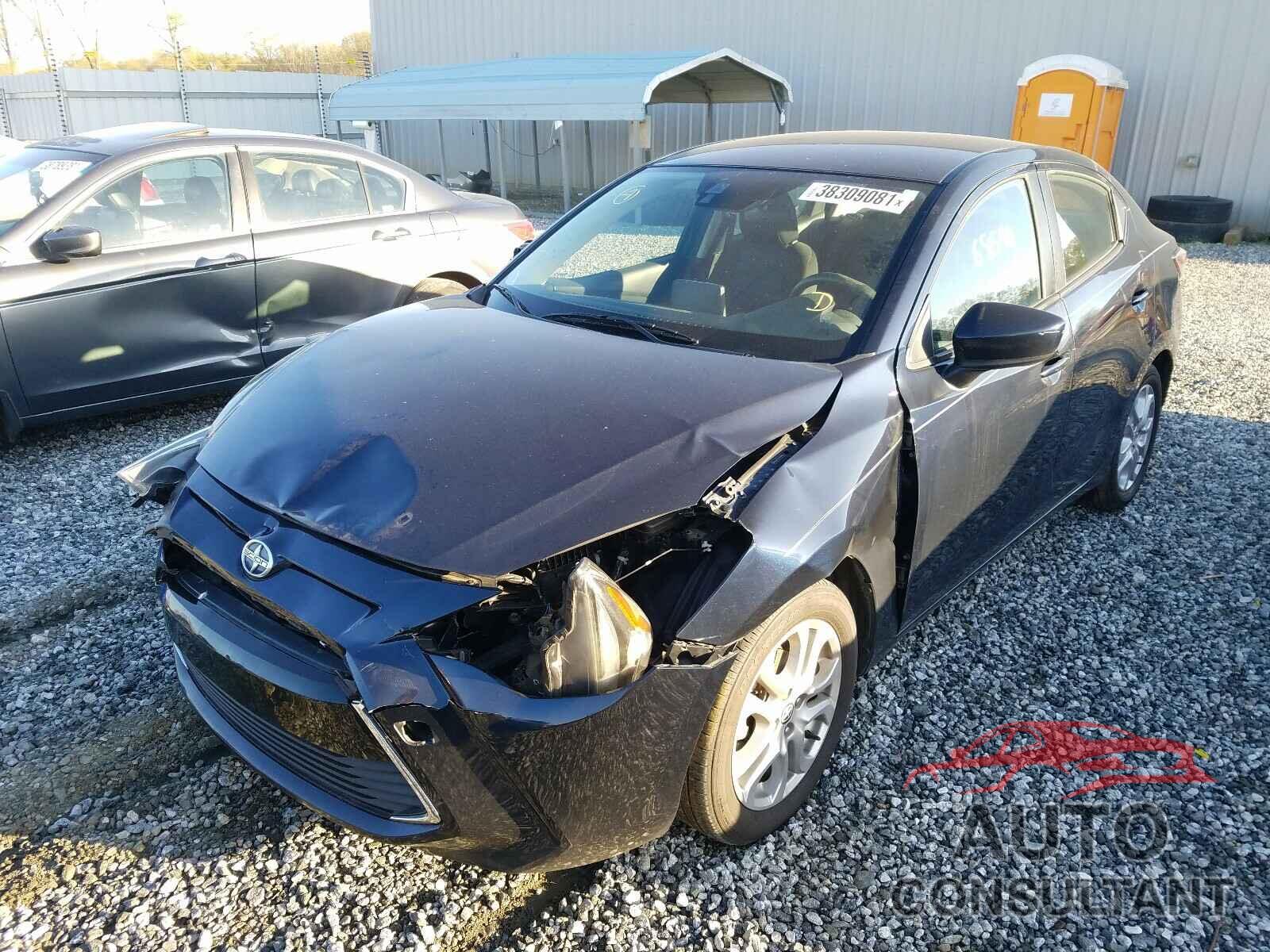 TOYOTA SCION 2016 - 3MYDLBZV0GY130669