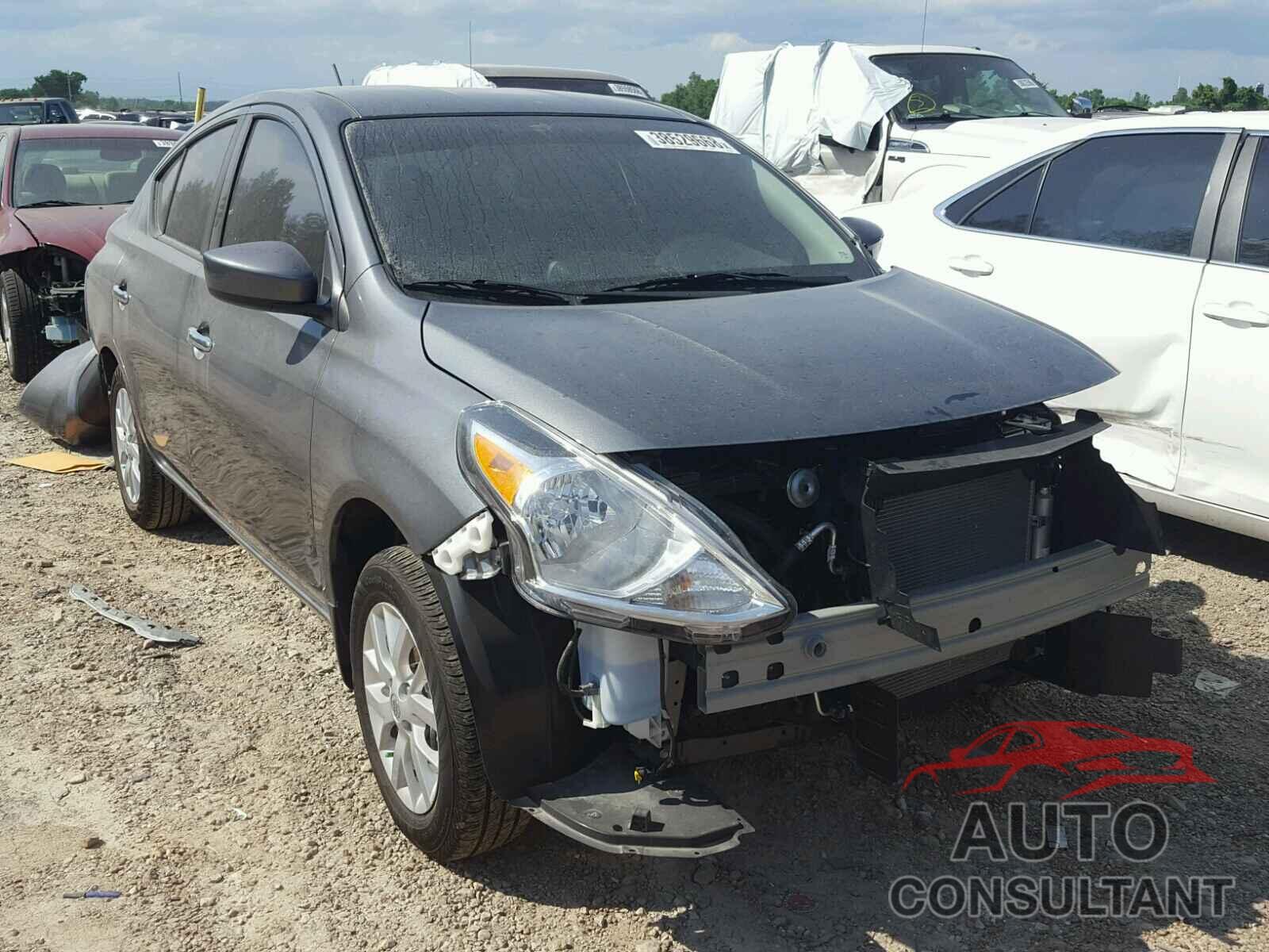 NISSAN VERSA 2018 - 3N1CN7AP2JL843711