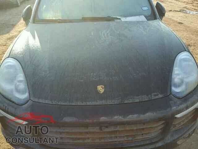 PORSCHE CAYENNE 2015 - WP1AB2A23FLA58023
