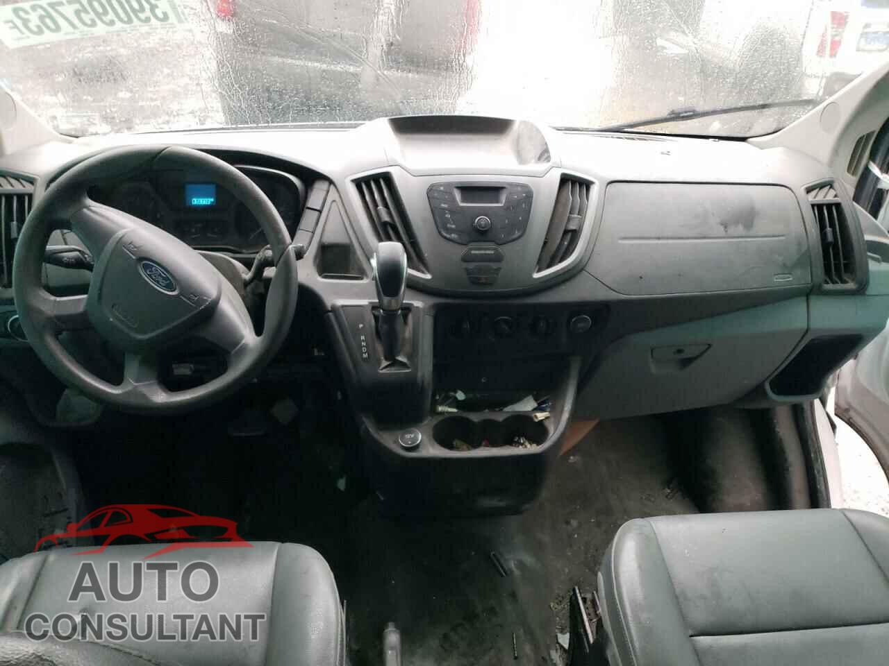 FORD TRANSIT 2018 - 1FTYR2CM2JKA24051