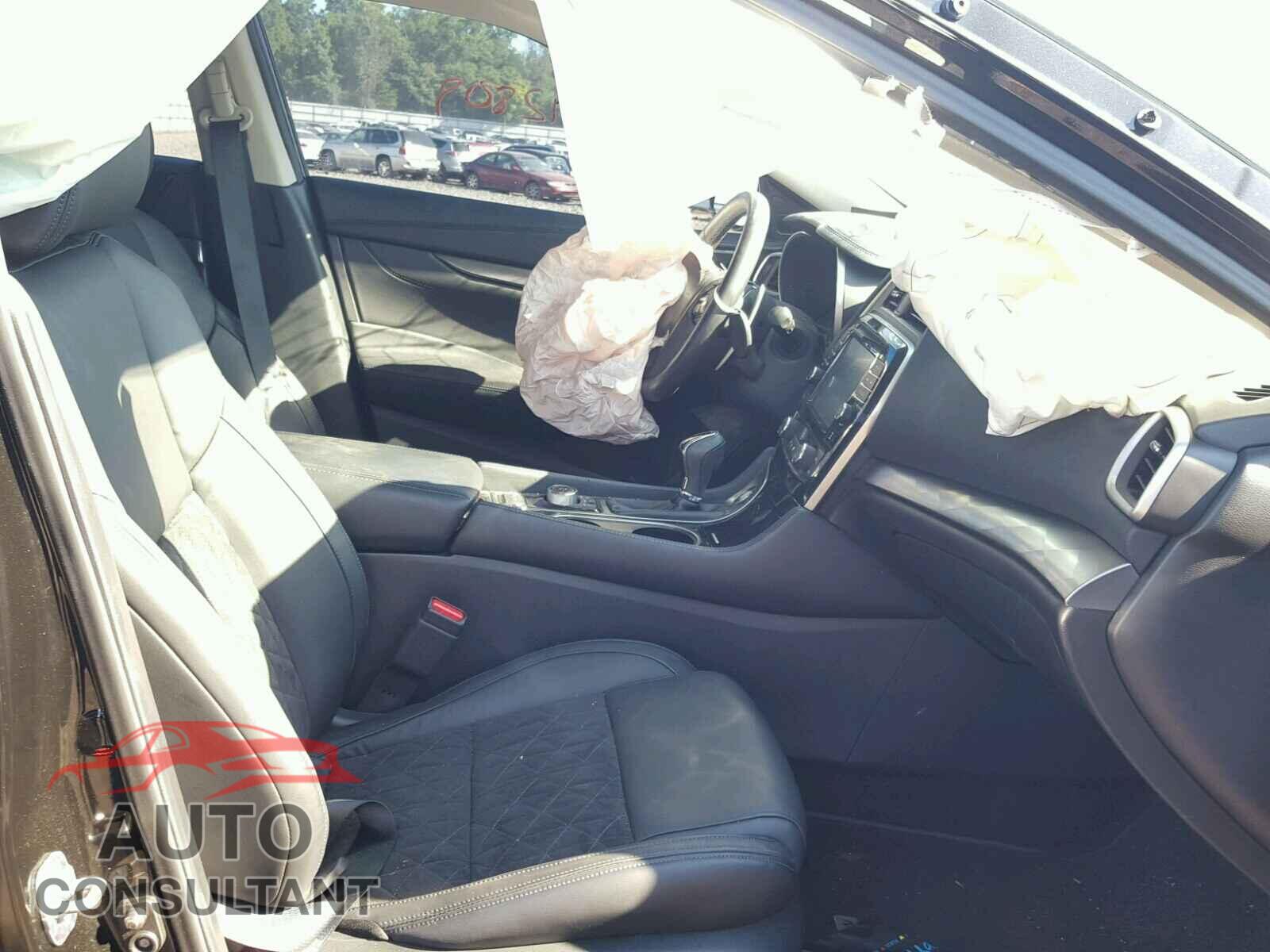 NISSAN MAXIMA 2017 - 1N4AA6AP3HC366194