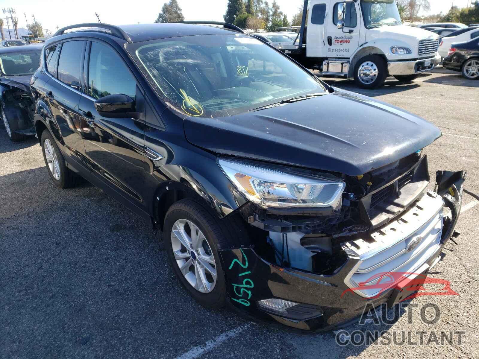 FORD ESCAPE 2018 - 1FMCU0GD9JUB13851