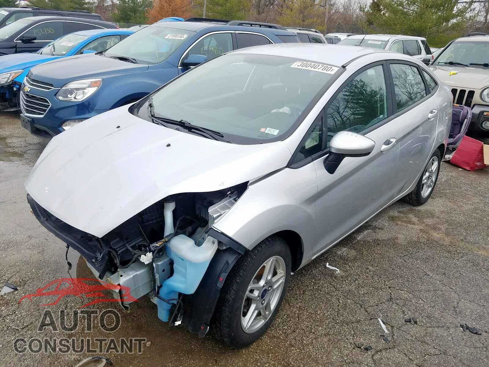 FORD FIESTA 2017 - 3FA6P0H77GR101561