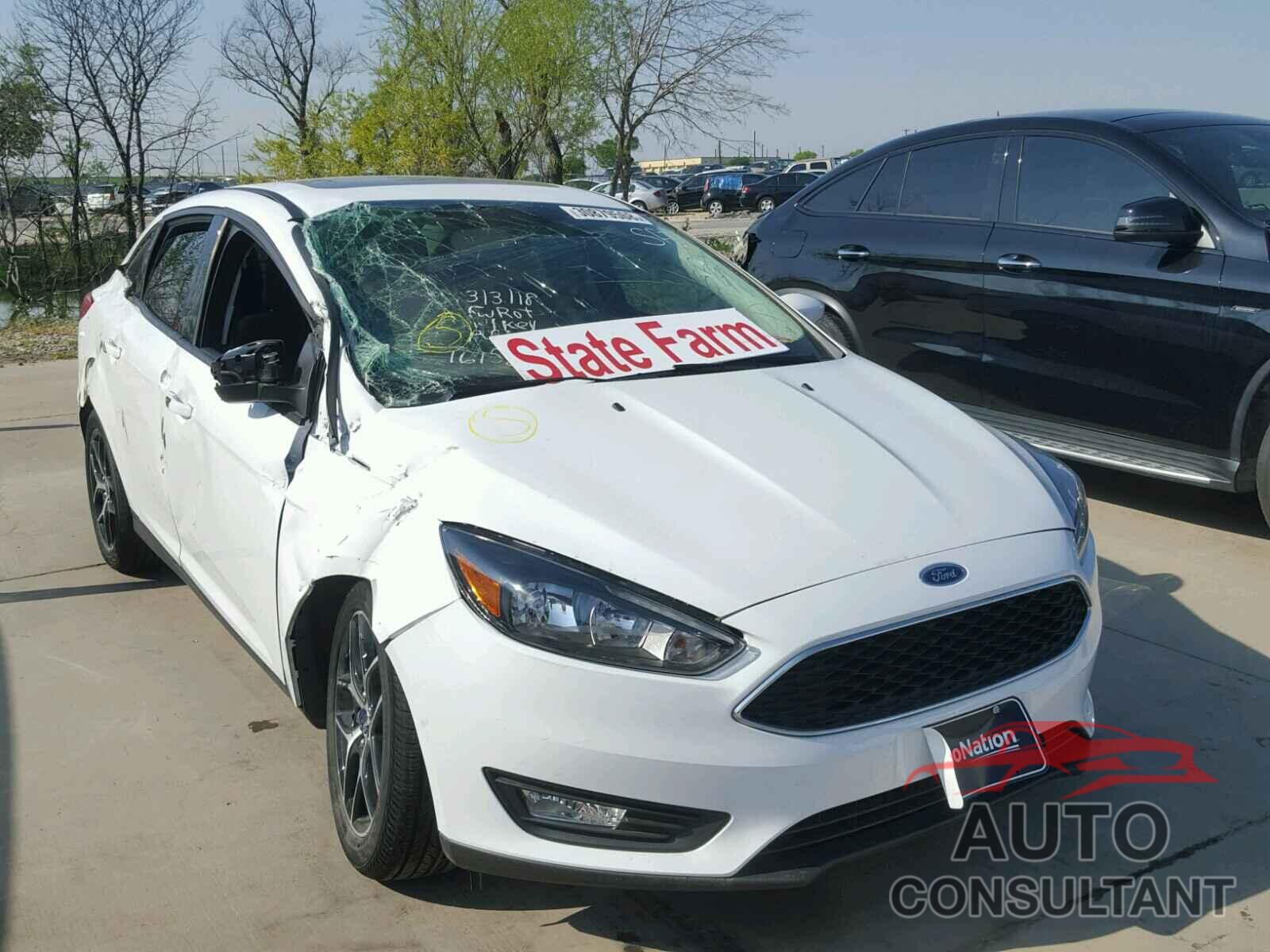 FORD FOCUS 2018 - 1FADP3H22JL203918
