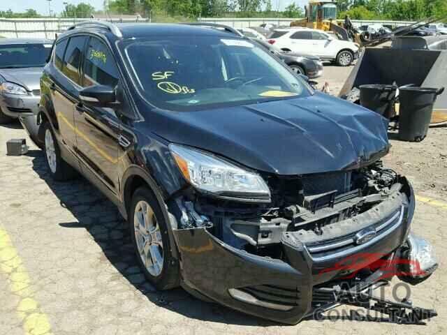 FORD ESCAPE 2015 - WDDWF4JB4JR407936