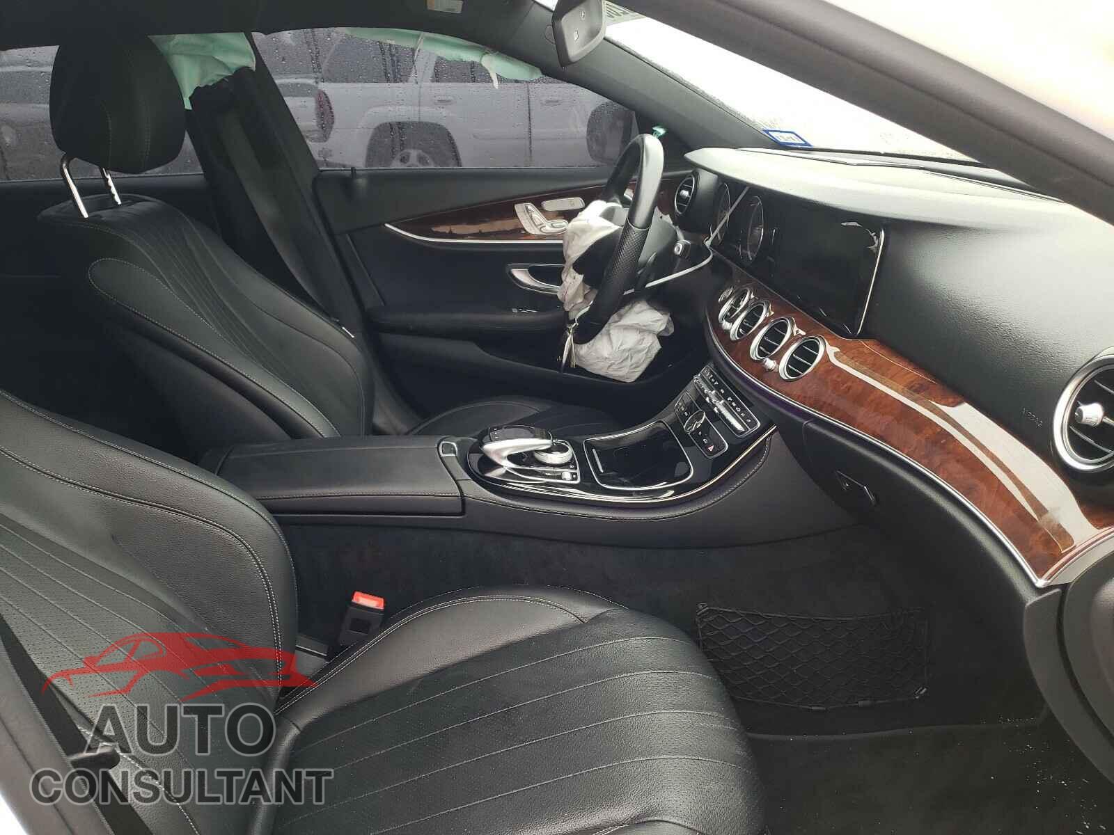 MERCEDES-BENZ E CLASS 2017 - WDDZF4JB1HA178489