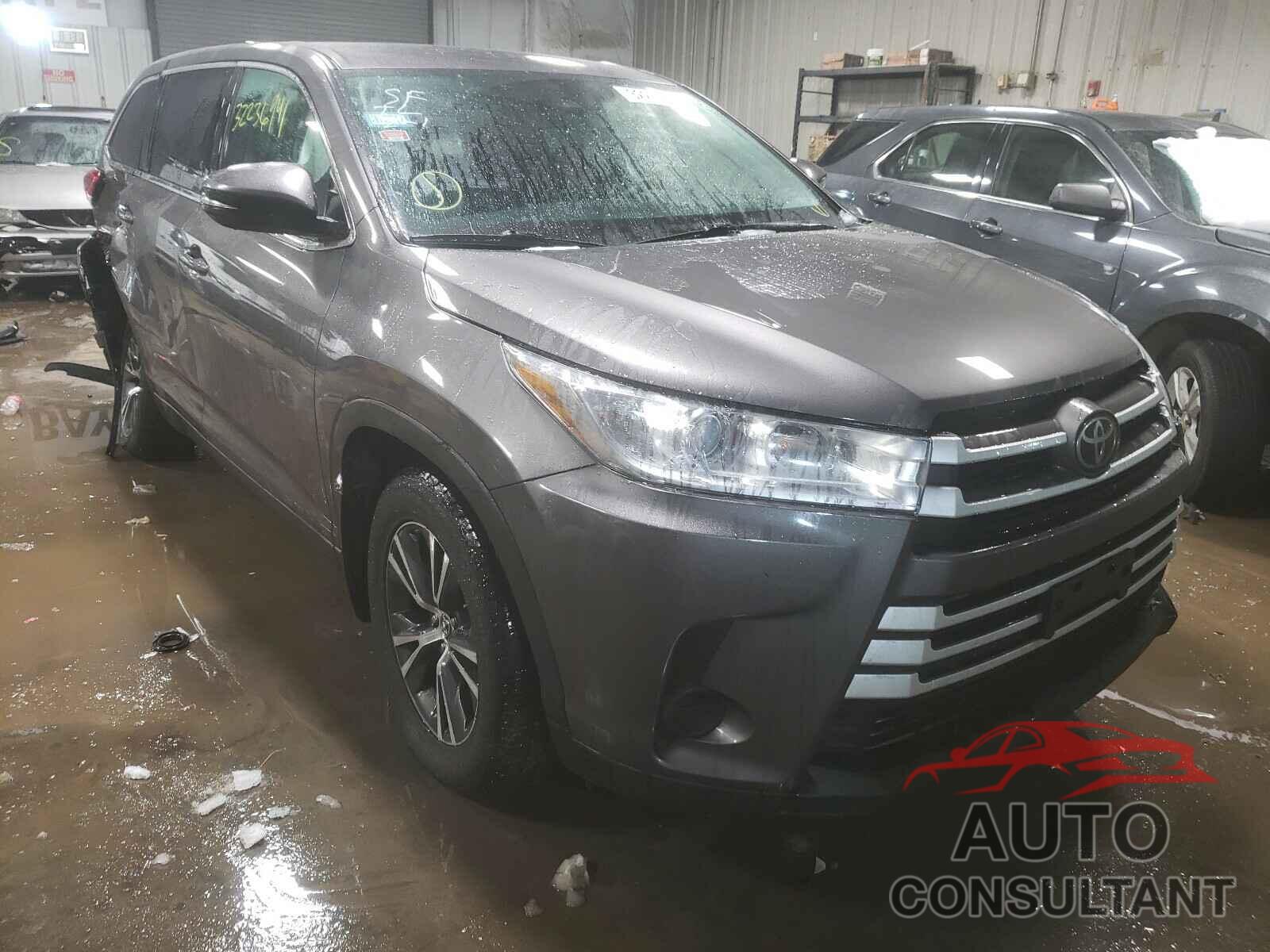 TOYOTA HIGHLANDER 2017 - 5TDZARFH7HS024147