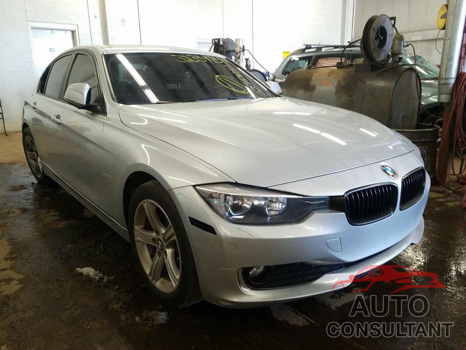 BMW 3 SERIES 2015 - 1FADP3N26GL307082