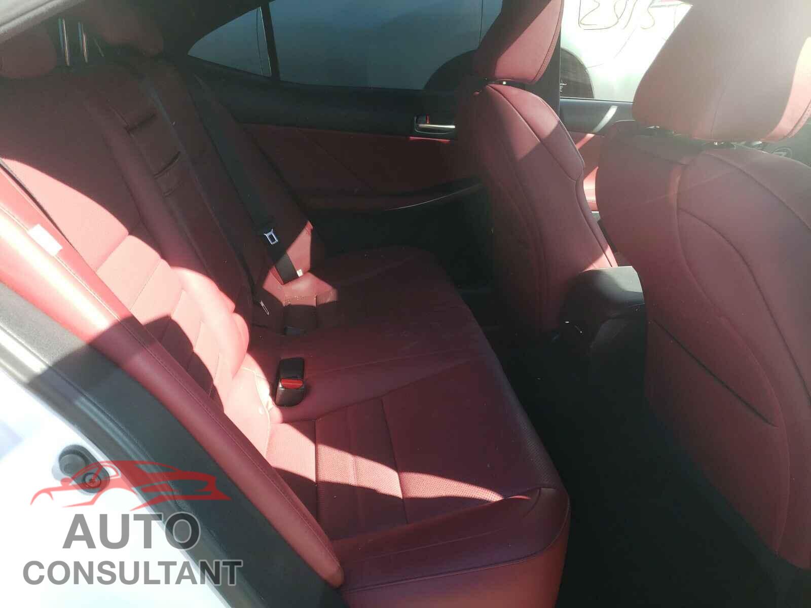 LEXUS IS 2019 - JTHBA1D2XK5094061