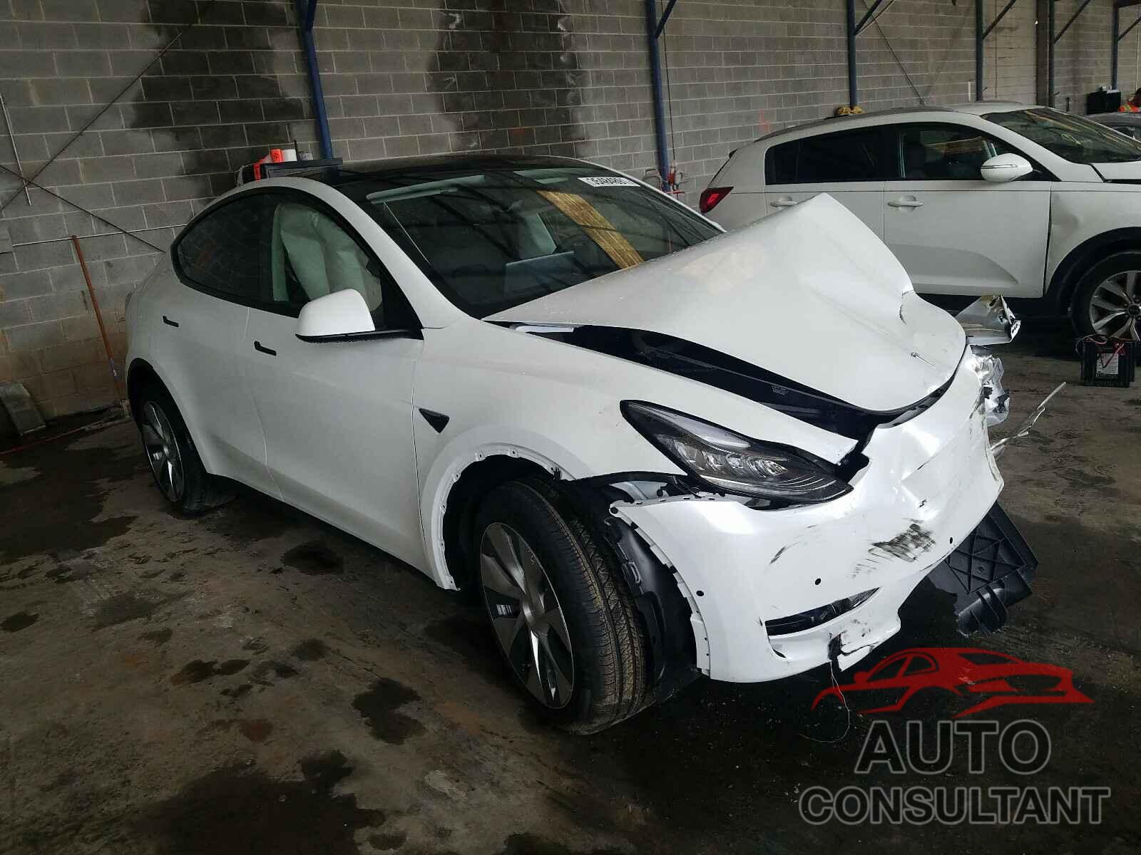 TESLA MODEL Y 2021 - 5YJYGDEE7MF118693