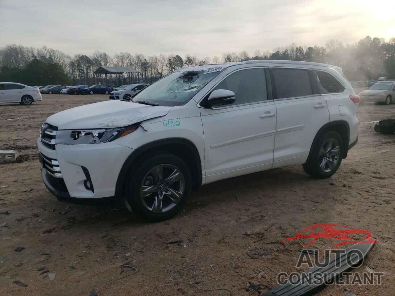 TOYOTA HIGHLANDER 2019 - 5TDDZRFH4KS952458