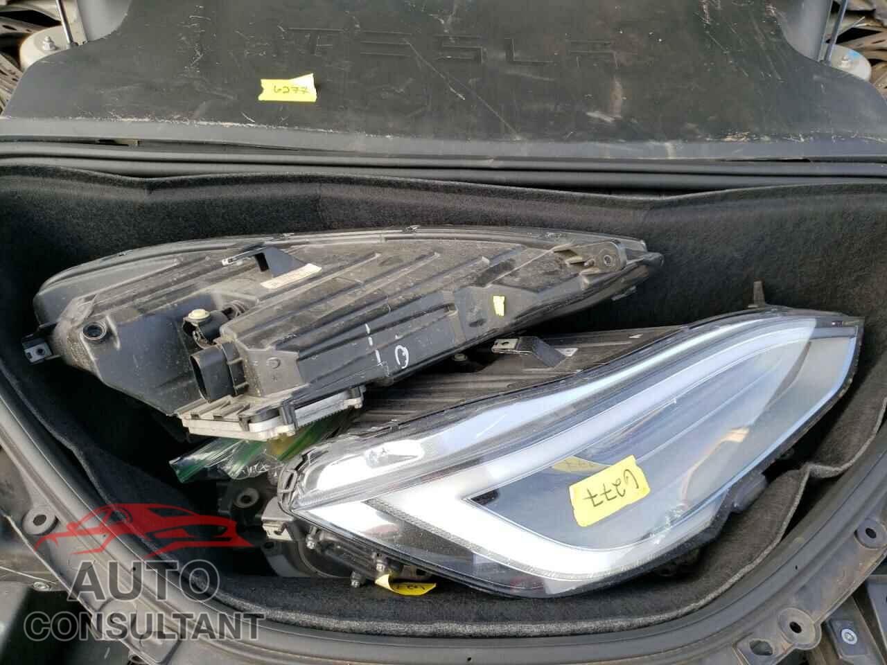 TESLA MODEL S 2018 - 5YJSA1E27JF264244