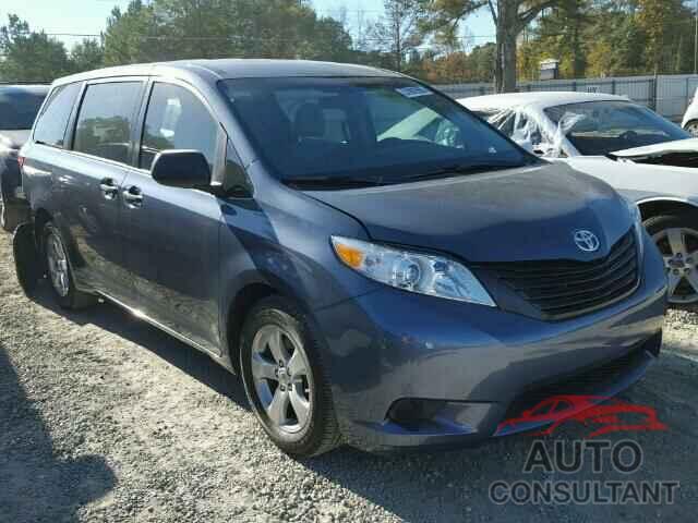 TOYOTA SIENNA 2015 - 5TDZK3DC5FS678207