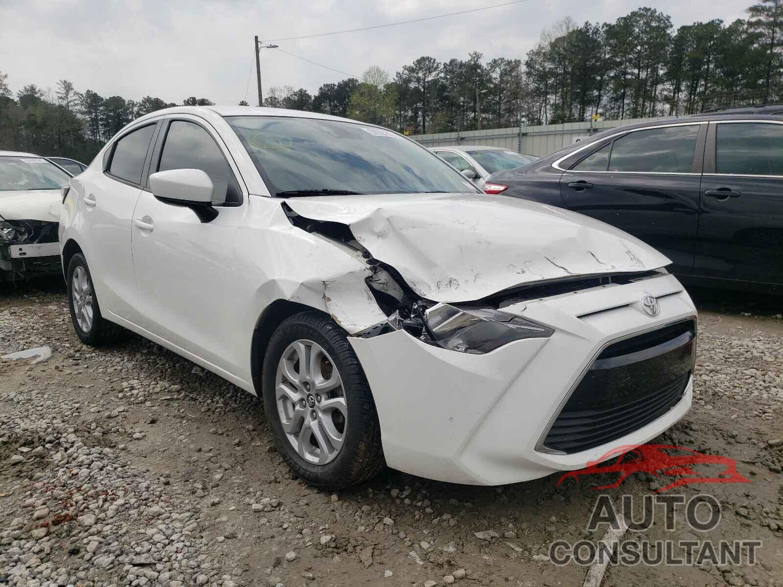 TOYOTA YARIS 2018 - 3MYDLBYV0JY301980