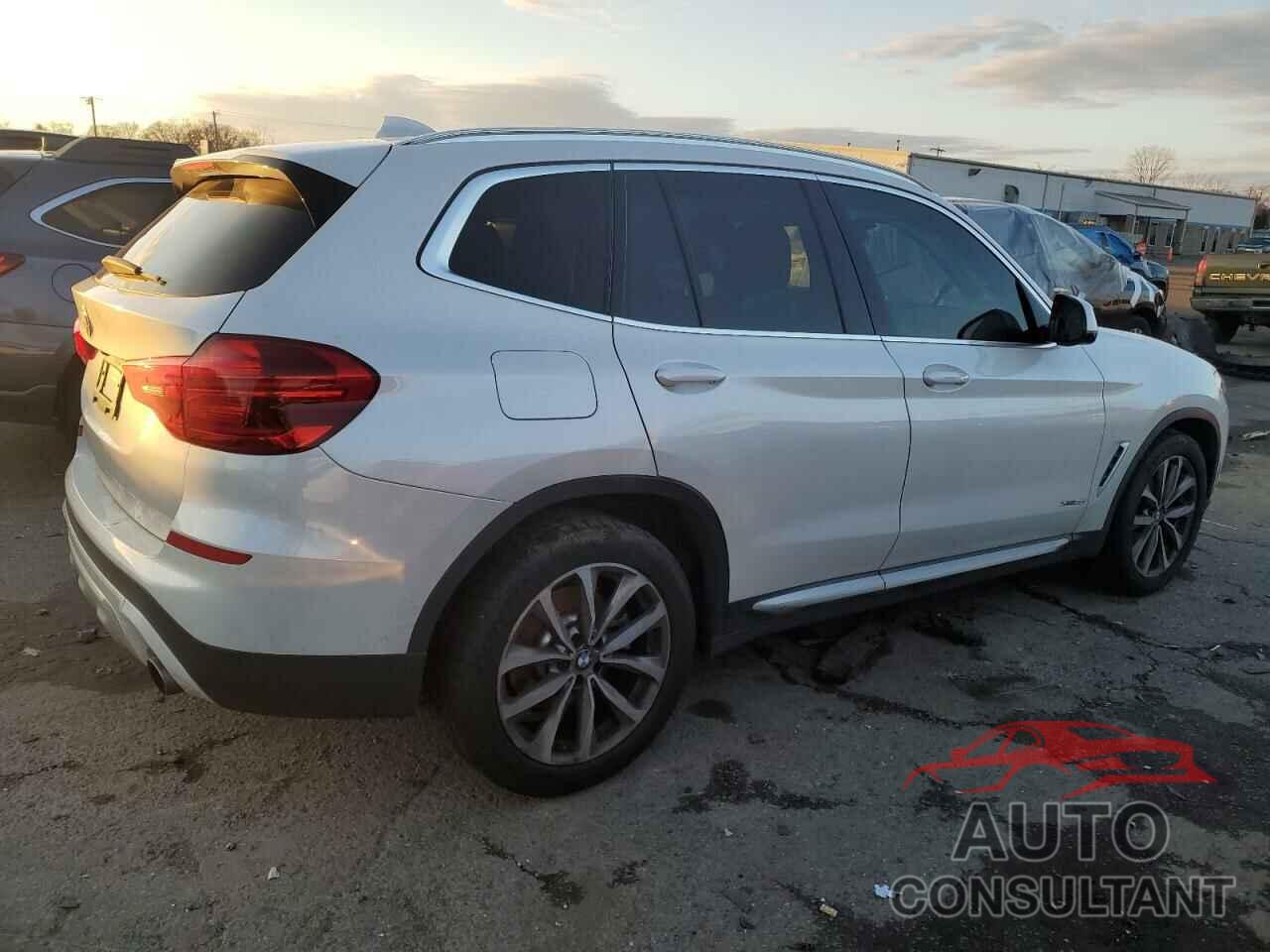 BMW X3 2018 - 5UXTR9C51JLD59566