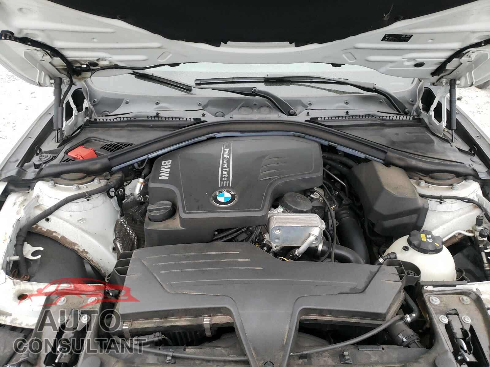 BMW 3 SERIES 2016 - WBA8E9G52GNU27703