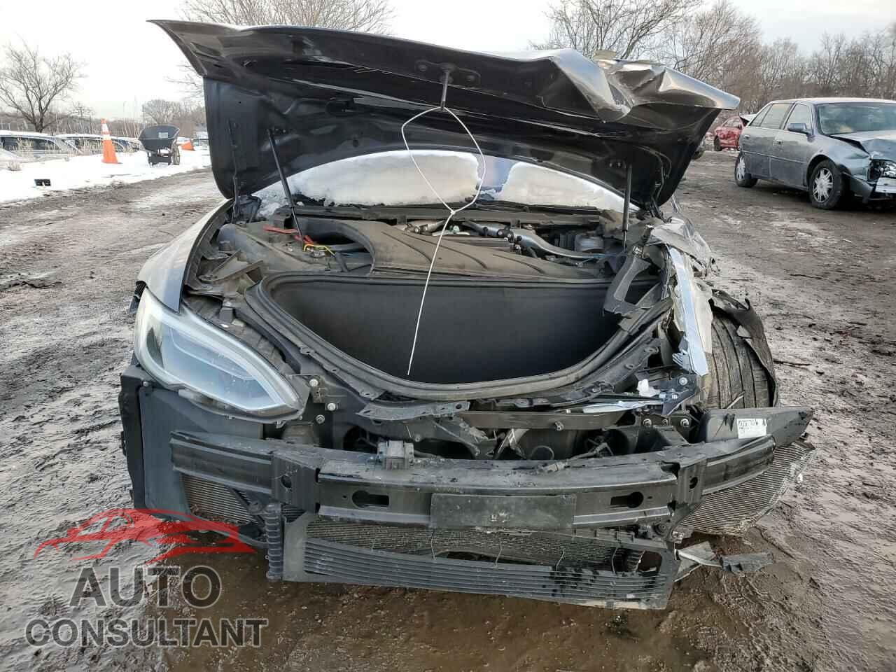 TESLA MODEL S 2017 - 5YJSA1E2XHF223777