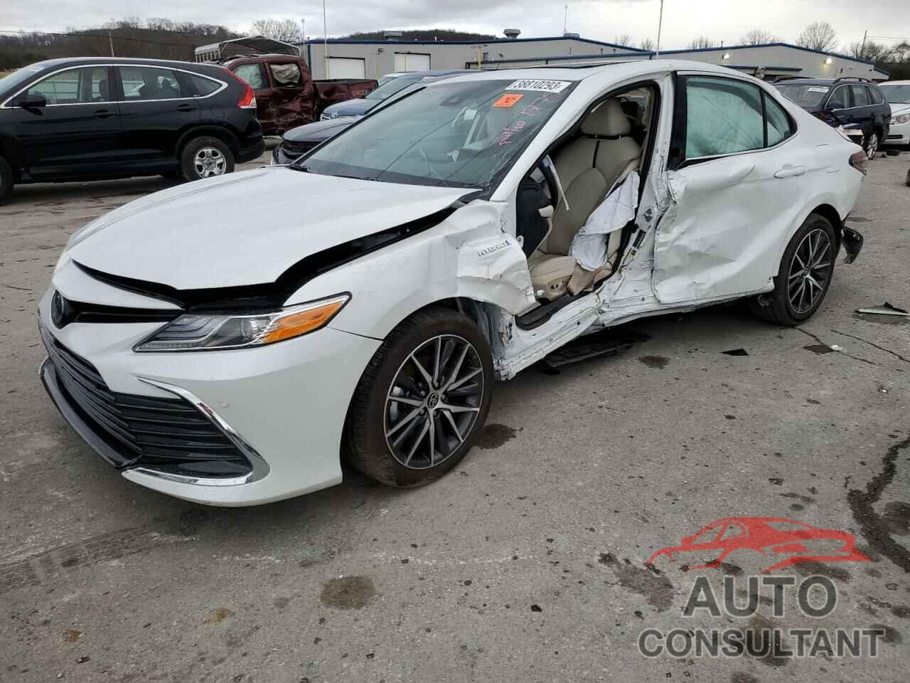 TOYOTA CAMRY 2021 - 4T1F31AK5MU031875