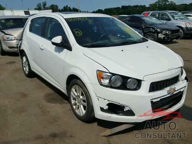 CHEVROLET SONIC 2016 - 1G1JC6SB5G4172534