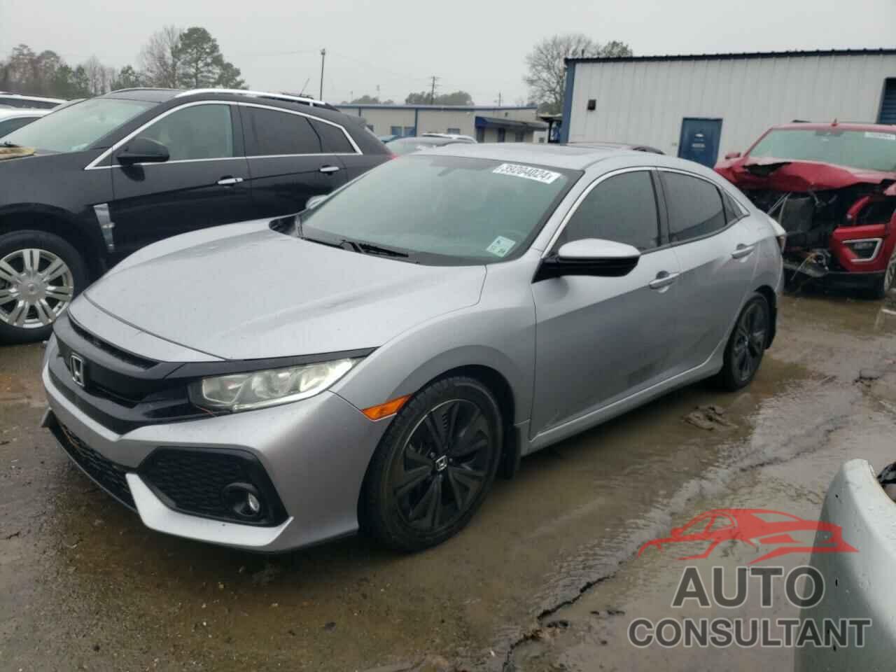 HONDA CIVIC 2018 - SHHFK7H71JU218447