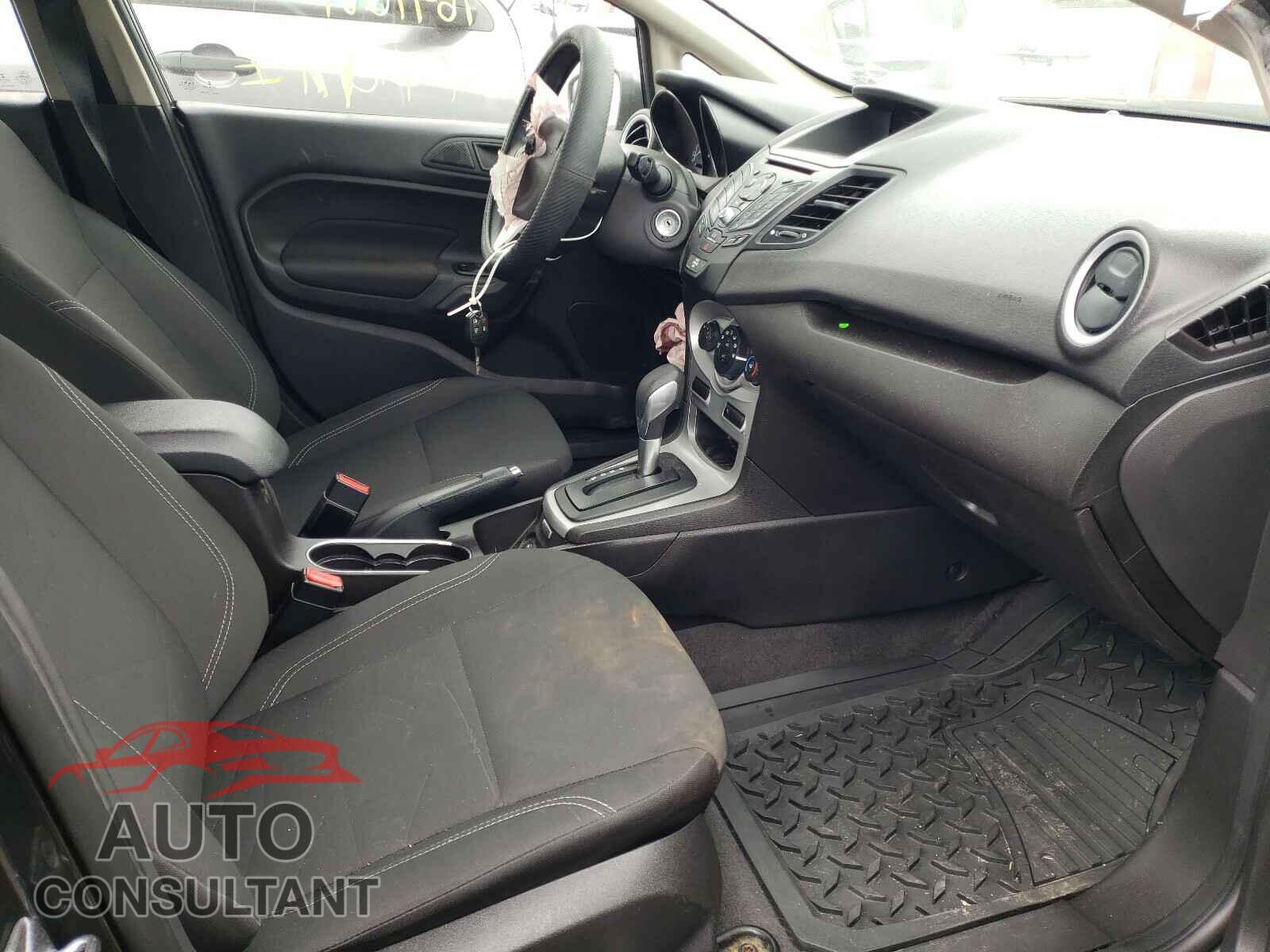 FORD FIESTA 2017 - 3FADP4EJ4HM129069
