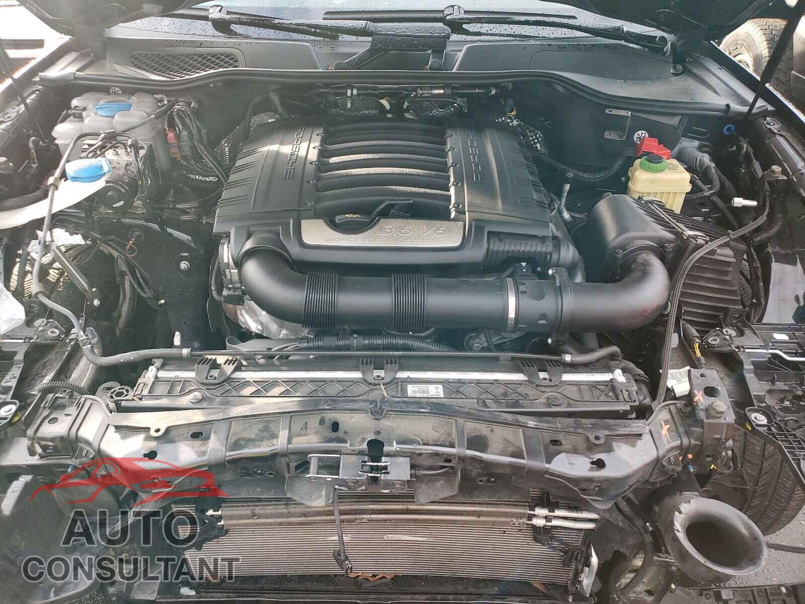 PORSCHE CAYENNE 2016 - WP1AA2A26GKA37712